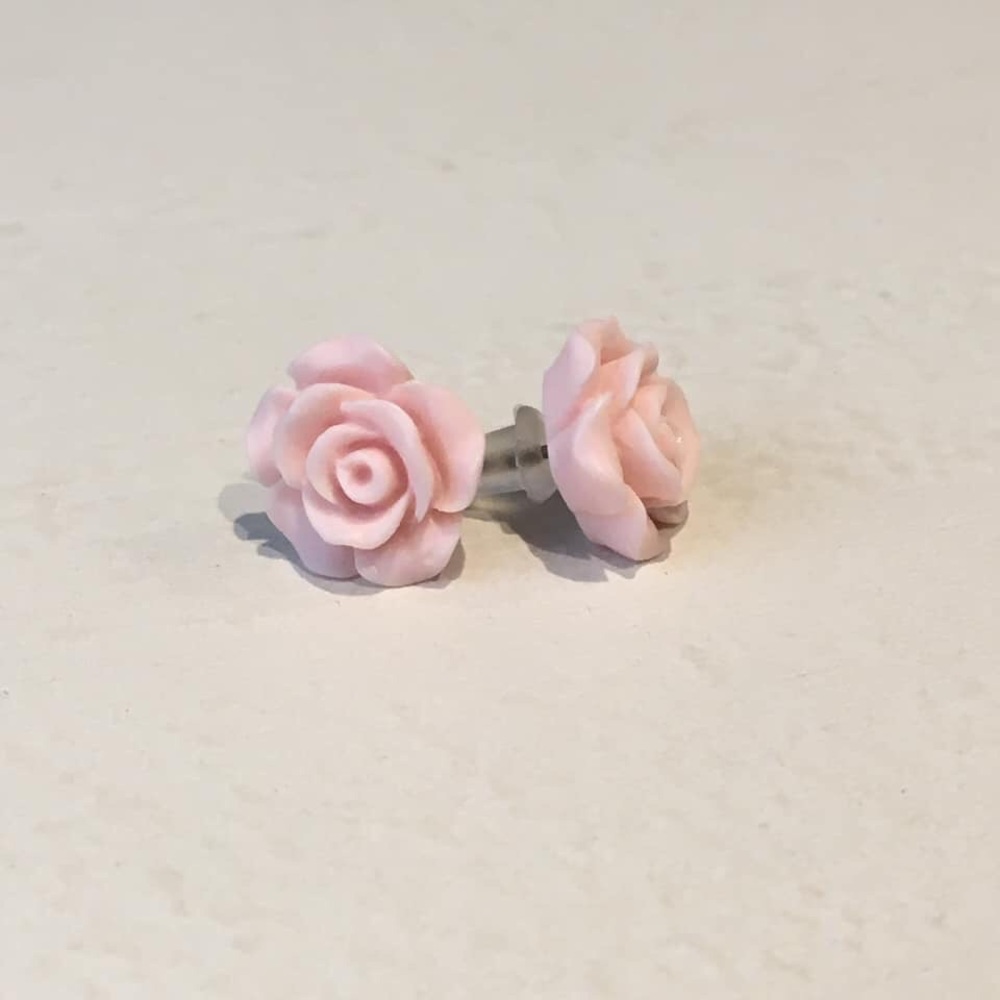 Rose earrings